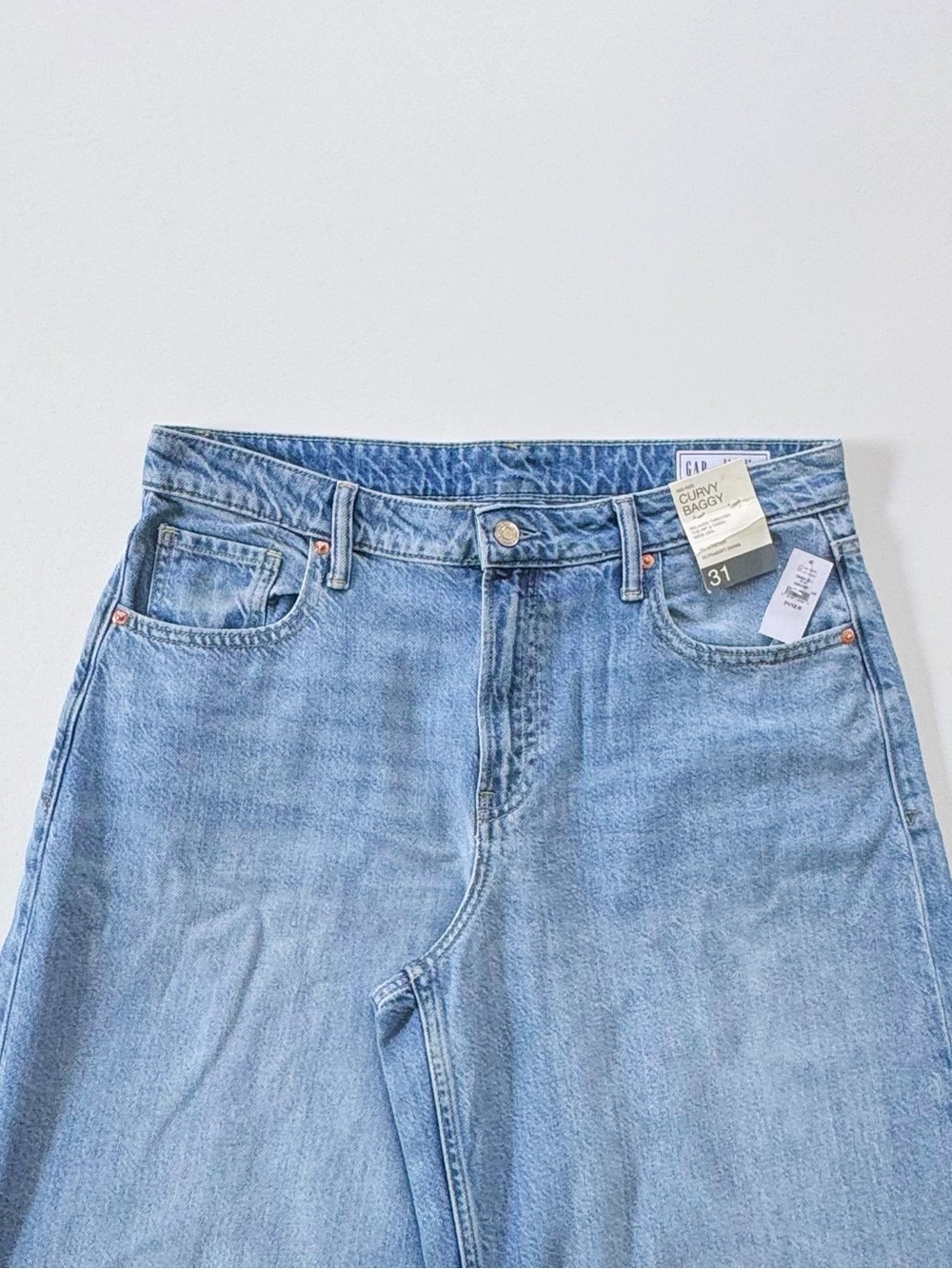 GAP Curvy Mid Rise UltraSoft Baggy Jeans Light Wash | 31/12 NWT - Picture 7 of 14
